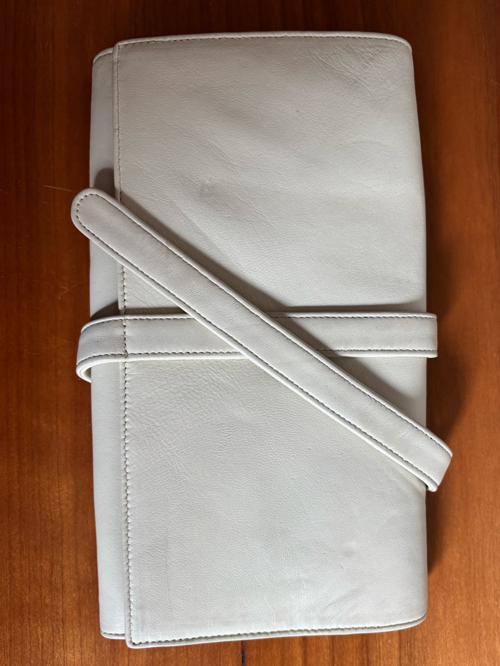 NWOT Johnny Farah Sleek Off- White Leather Clutch Wristlet with Wrap Strap